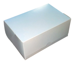 Коробка 18*12*8 см белая
