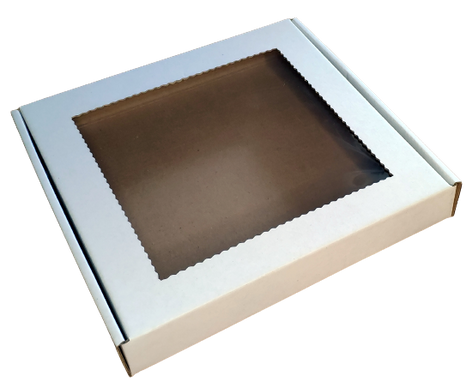 Коробка біла 20*20*3 см з ажурним вікном