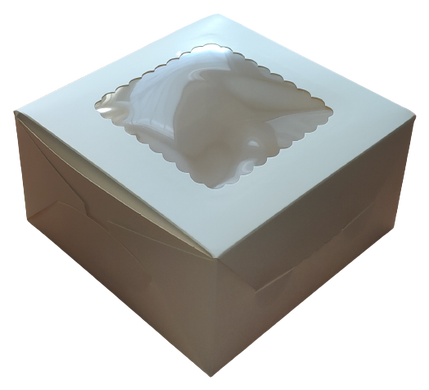 Коробка 17*17*9 см з ажурним вікном біла